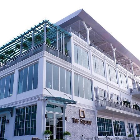 The Square 101 Hotel Bangkok Bagian luar foto