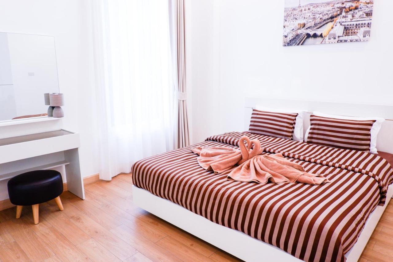 The Square 101 Hotel Bangkok Bagian luar foto